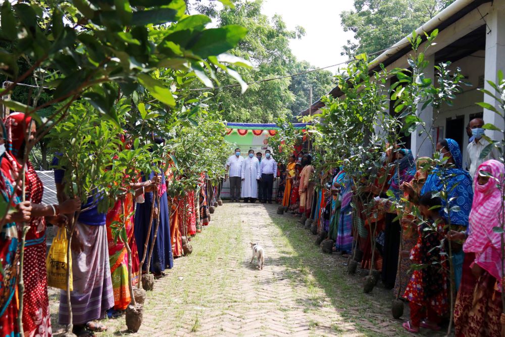 Inspired by Laudato Si', Catholics in Bangladesh work to protect environment
